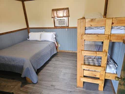 Cozy Cabin2 Within Holiday home *